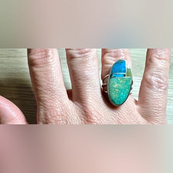 Vintage Designer H. Smith Sterling Silver Abstract Turquoise Inlay Ring, Size 6 - Picture 9 of 11